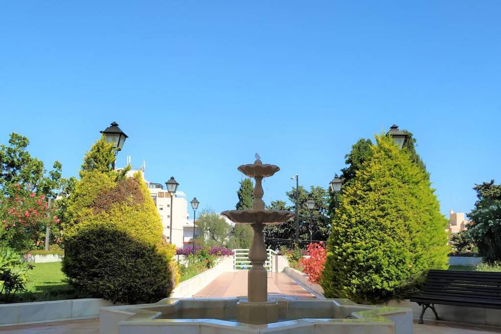 Апартаменти Dona Carlota Gardens, Sea Views, Pool, Restaurant Торремолінос Екстер'єр фото