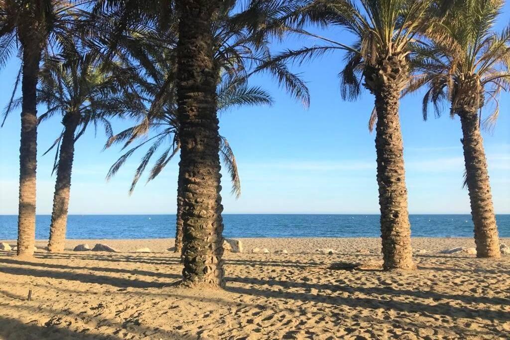Апартаменти Dona Carlota Gardens, Sea Views, Pool, Restaurant Торремолінос Екстер'єр фото